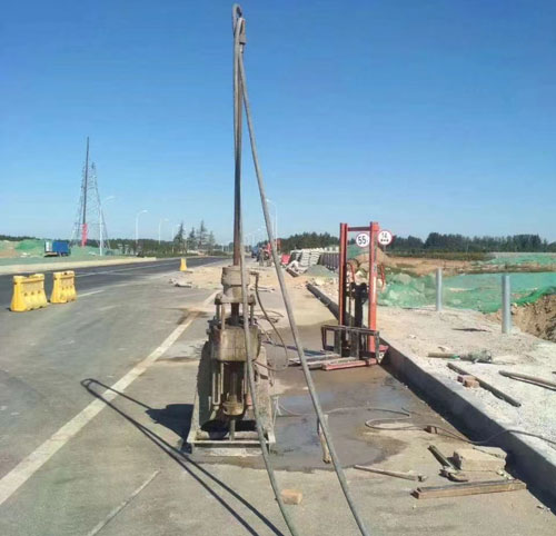 泽普公路高聚物注浆加固